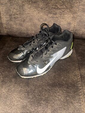 Nike Fastflex Vapor‎ black and White baseball cleats size 8